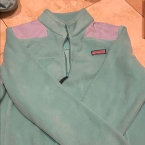 Vineyard Vine fleece